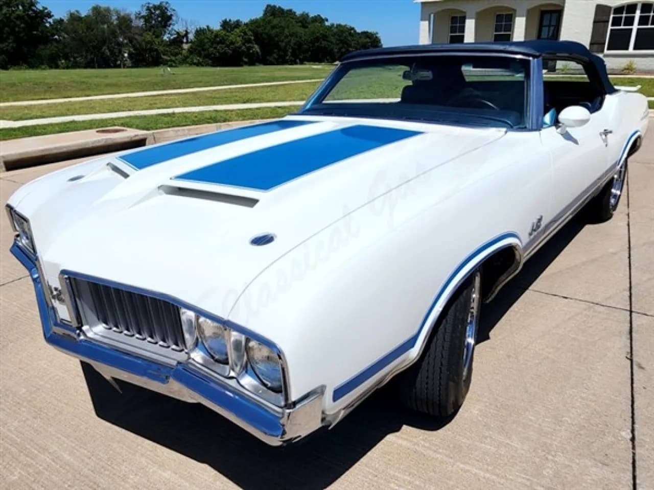 1970 Oldsmobile 442 Convertible - Thumbnail 2