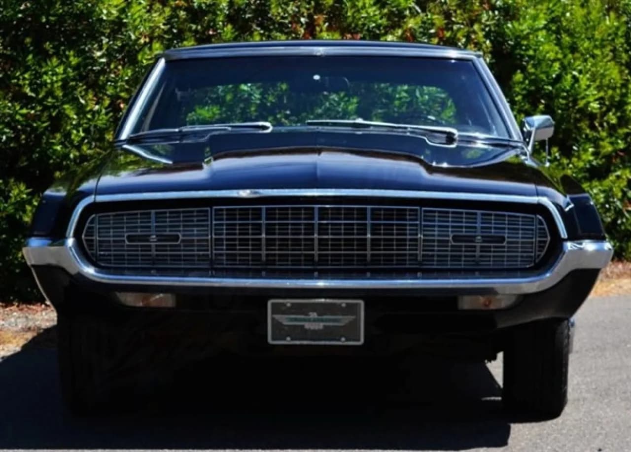 1968 Ford Thunderbird - Thumbnail 3