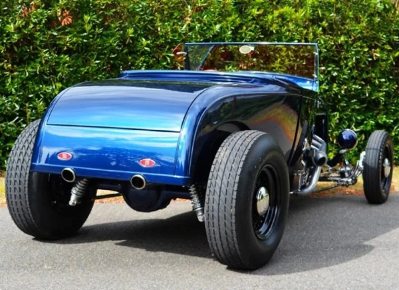 1929 Ford Custom Roadster - Thumbnail 6