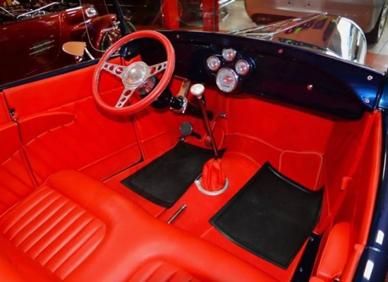 1929 Ford Custom Roadster - Thumbnail 7