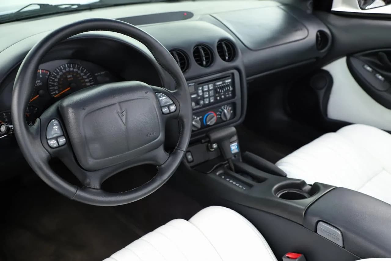 1999 Pontiac Trans Am 30th Anniversary - Thumbnail 2