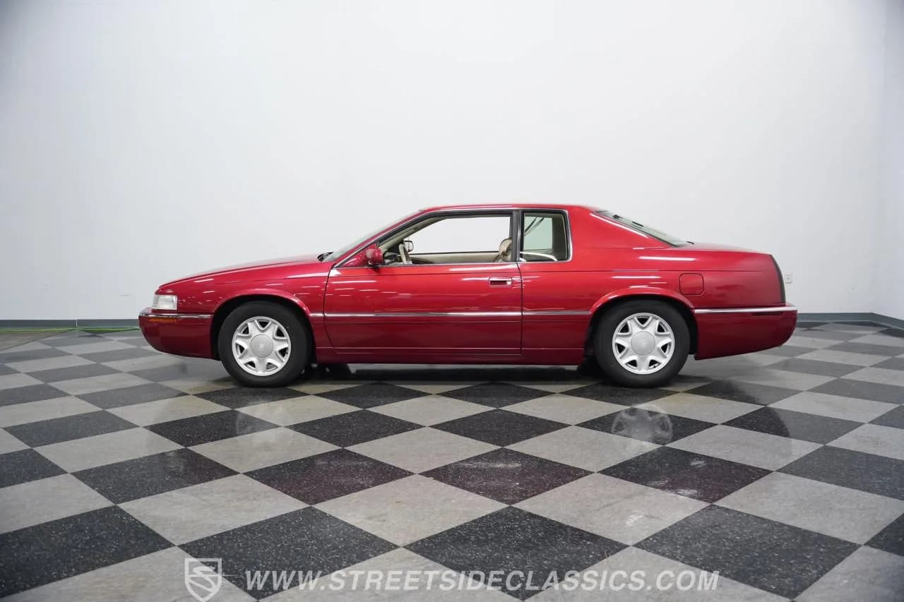 2001 Cadillac Eldorado - Thumbnail 2
