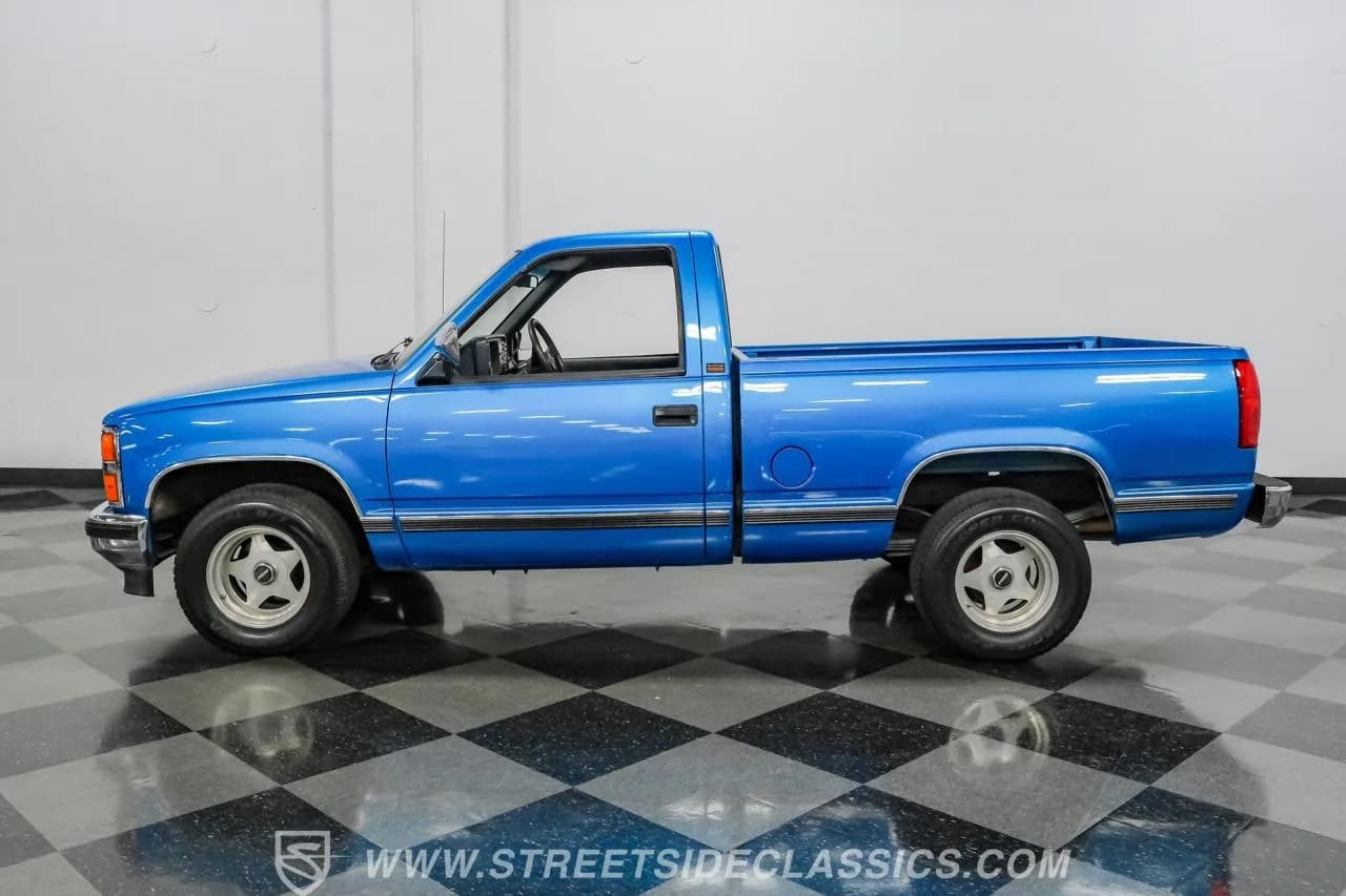 1991 Chevrolet C1500 Silverado - Thumbnail 7