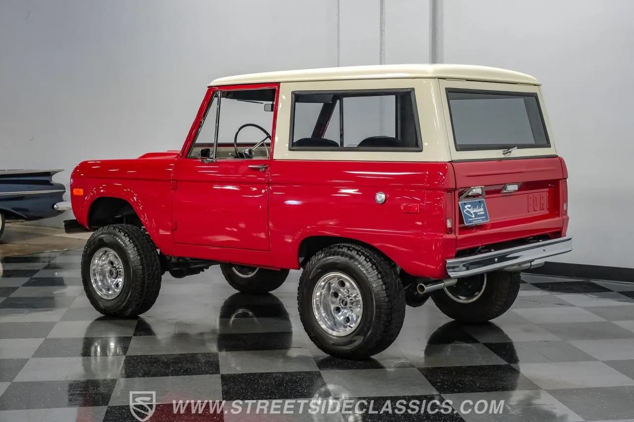 1970 Ford Bronco - Thumbnail 8