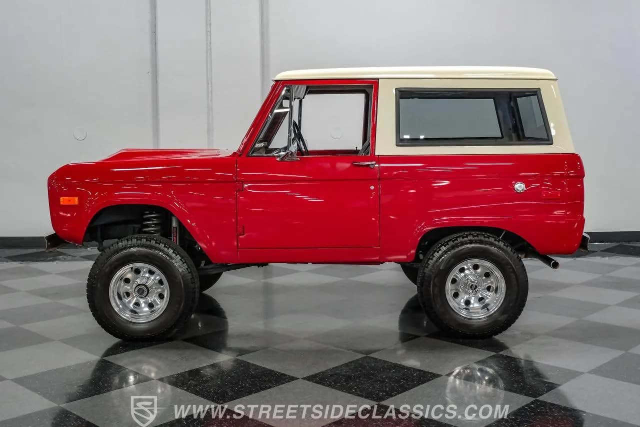 1970 Ford Bronco - Thumbnail 2