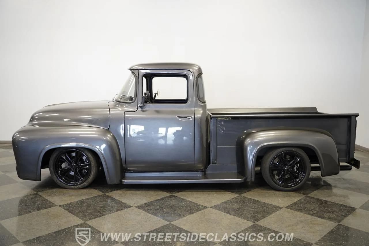 1956 Ford F-100 - Thumbnail 8