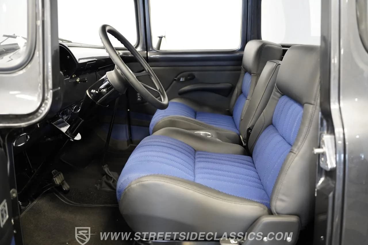 1956 Ford F-100 - Thumbnail 3