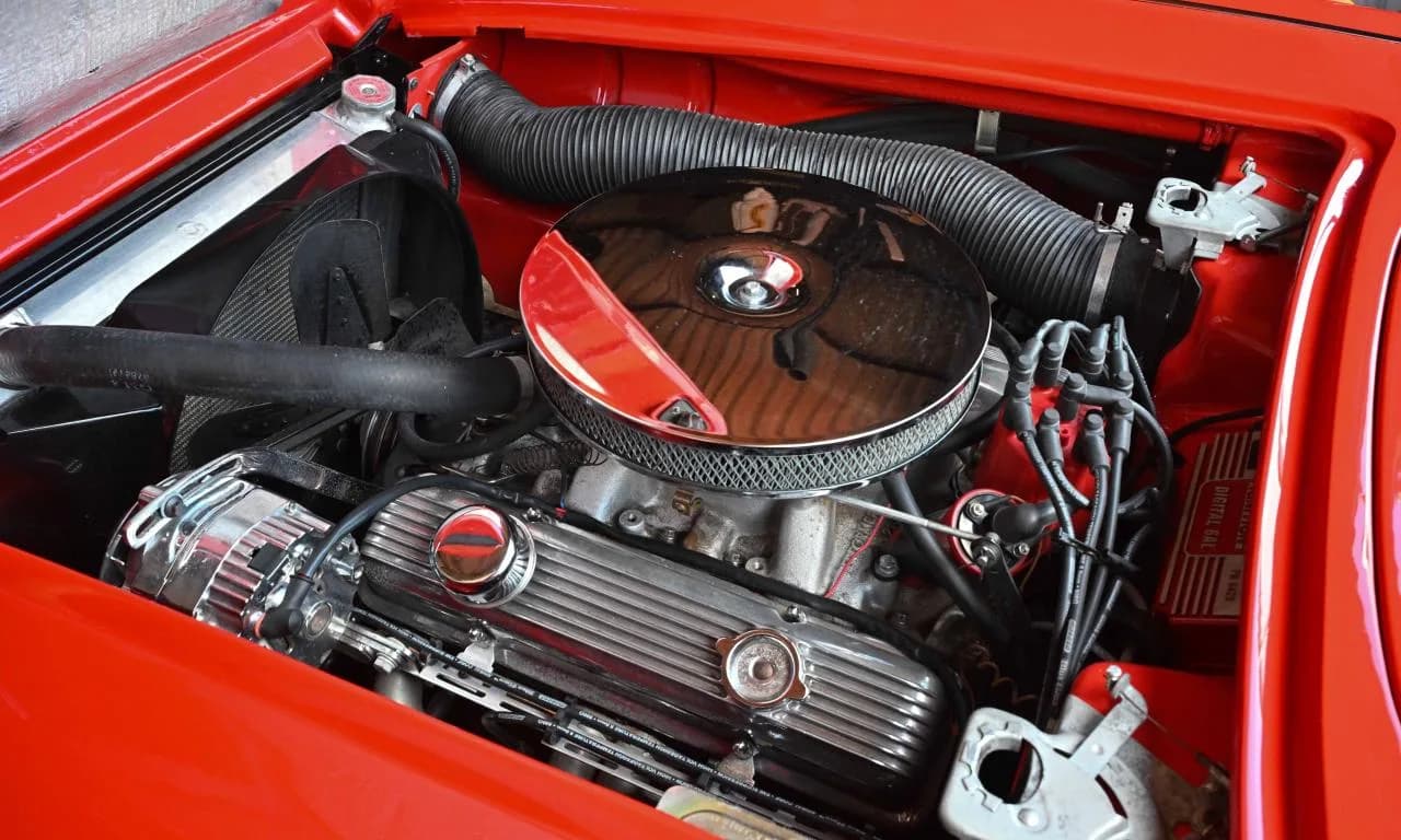 1961 Chevrolet Corvette C1 - Thumbnail 5