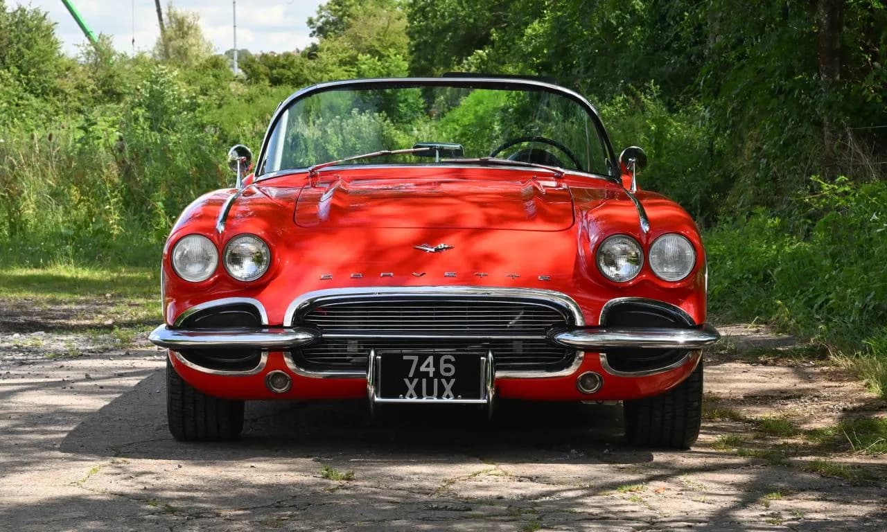 1961 Chevrolet Corvette C1 - Thumbnail 6