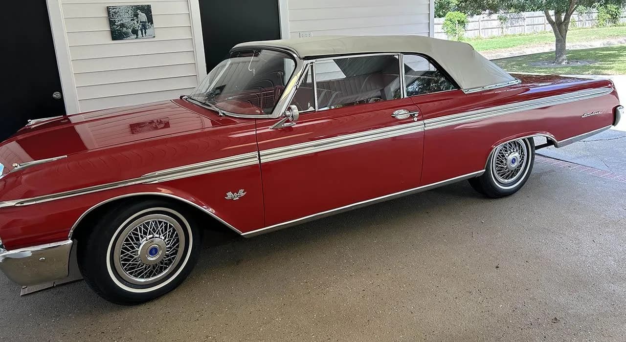 1962 Ford Galaxie 500 - Thumbnail 3