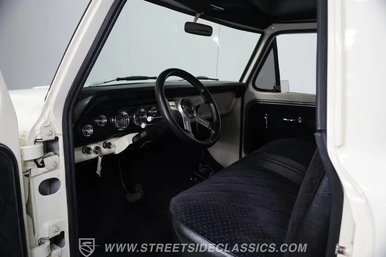 1967 Ford F-100 - Thumbnail 4