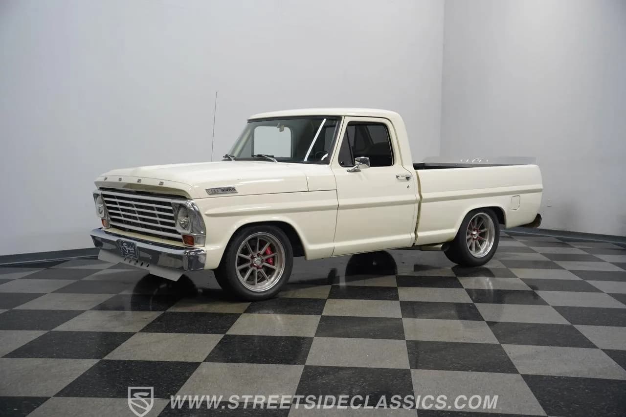 1967 Ford F-100 - Thumbnail 6