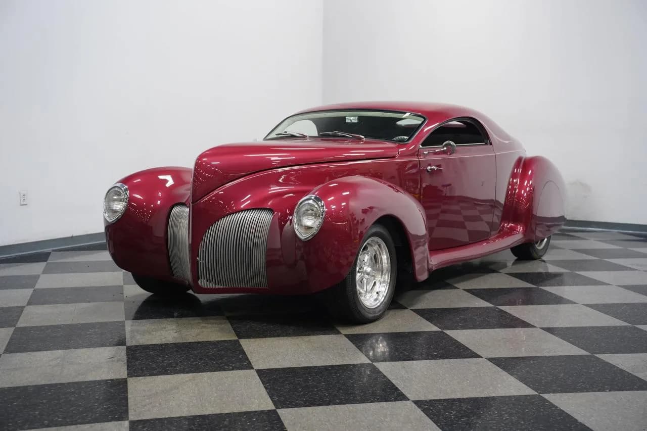 1939 Lincoln Zephyr Restomod - Thumbnail 6