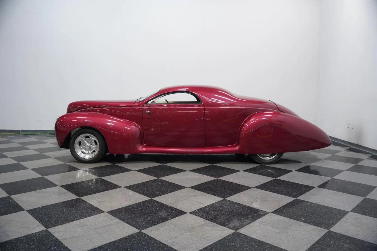 1939 Lincoln Zephyr Restomod - Thumbnail 8