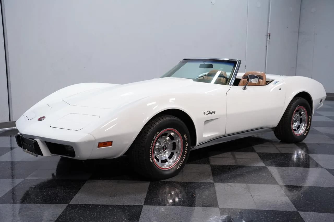 1975 Chevrolet Corvette Convertible - Thumbnail 5