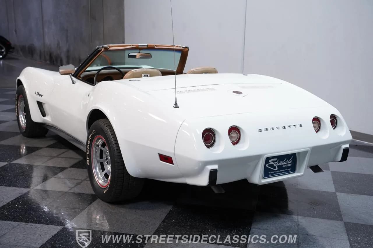 1975 Chevrolet Corvette Convertible - Thumbnail 7