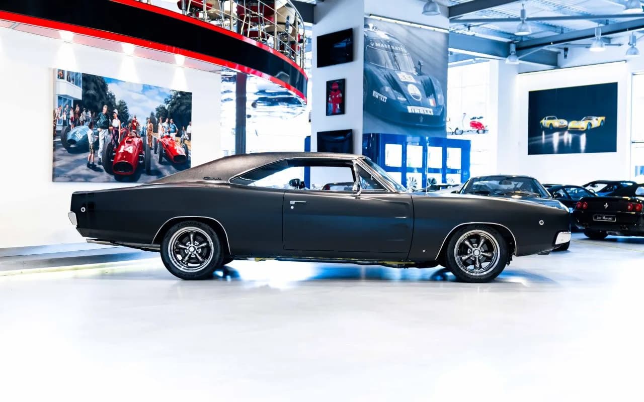 1968 Dodge Charger R/T - Thumbnail 4