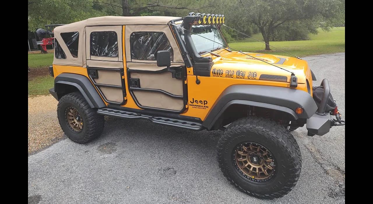 2012 Jeep WRANGLER UNLIMITED SPORT - Thumbnail 2