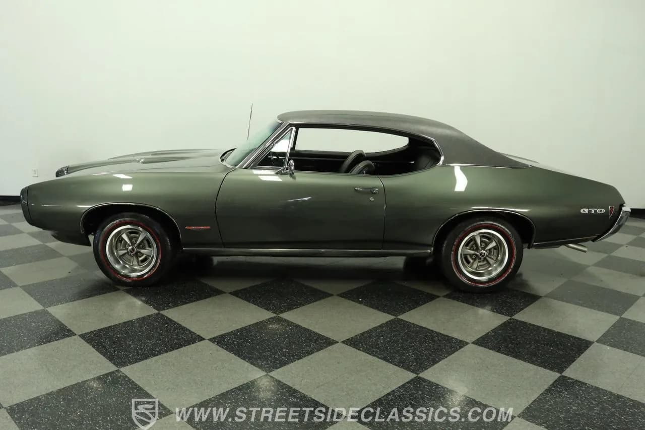 1968 Pontiac GTO - Thumbnail 2