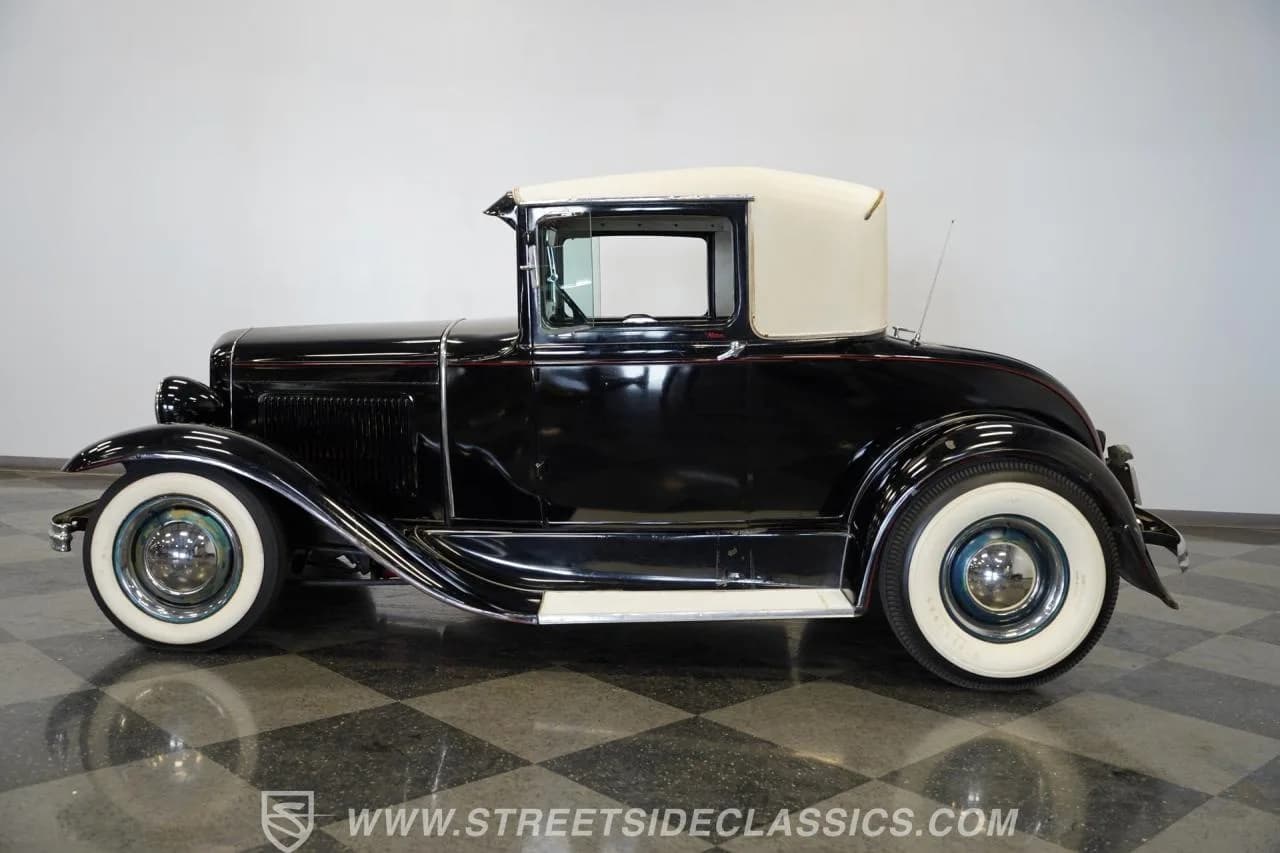 1931 Ford Model A Hotrod - Thumbnail 2