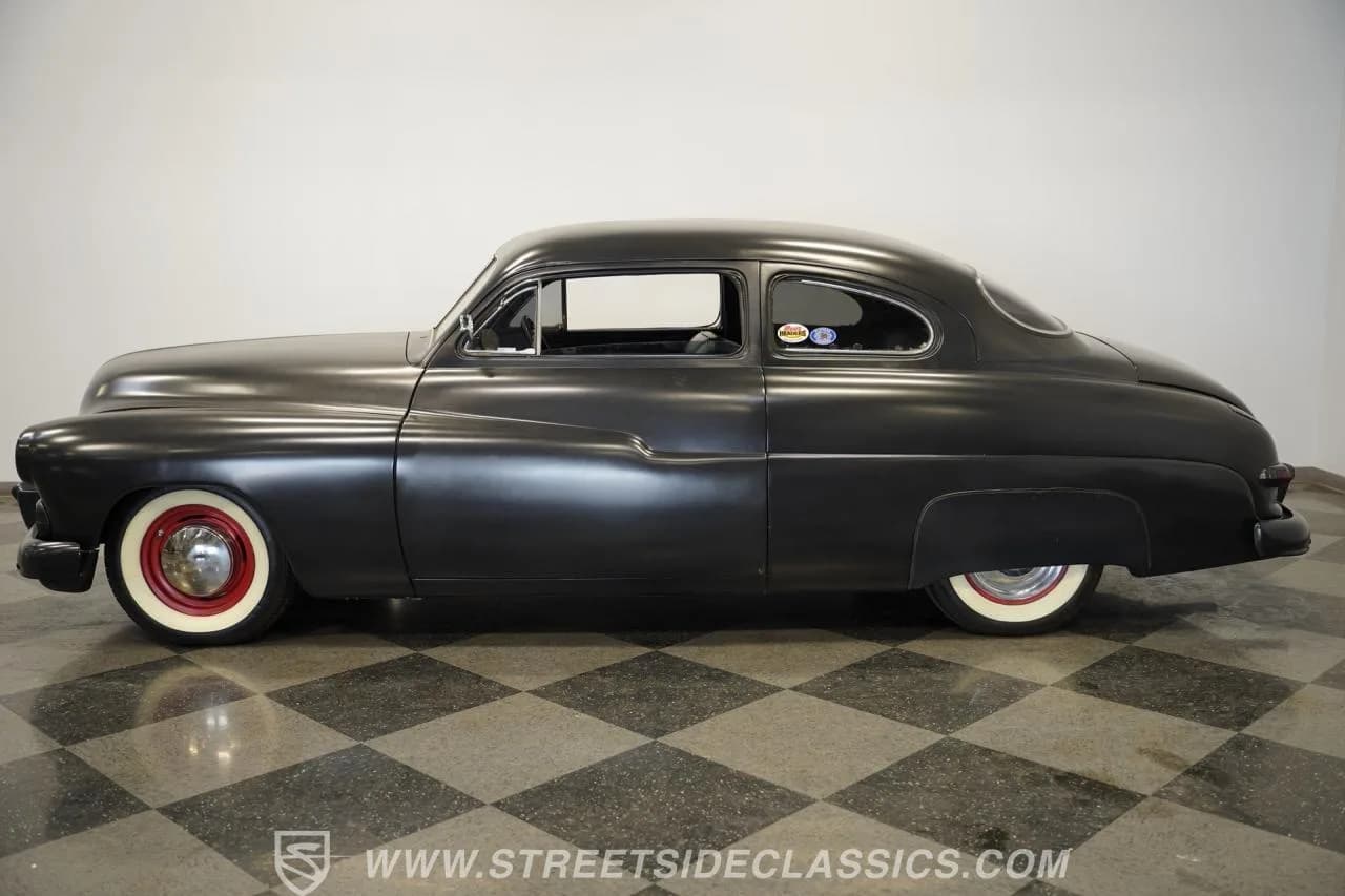1950 Mercury sedan - Thumbnail 2
