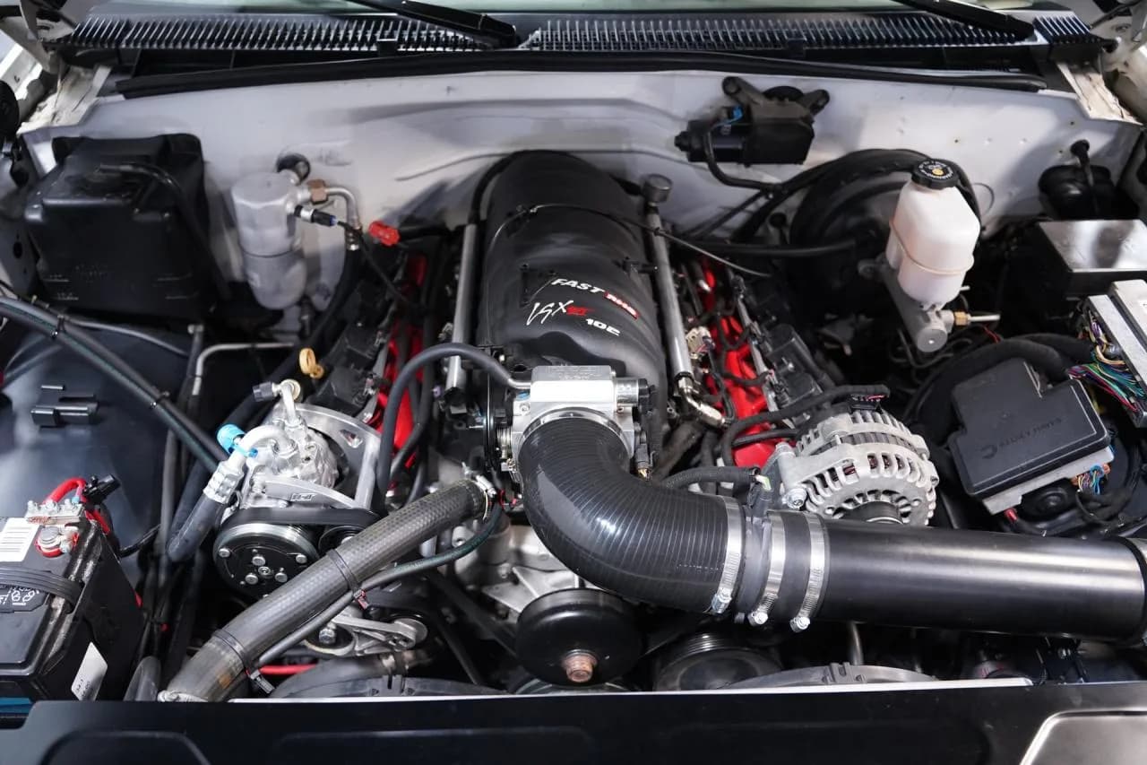 1996 GMC Sierra 1500 Restomod - Thumbnail 3