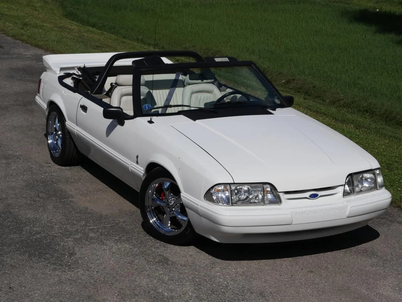 1993 Ford Mustang LX Convertible 5.0 - Thumbnail 3