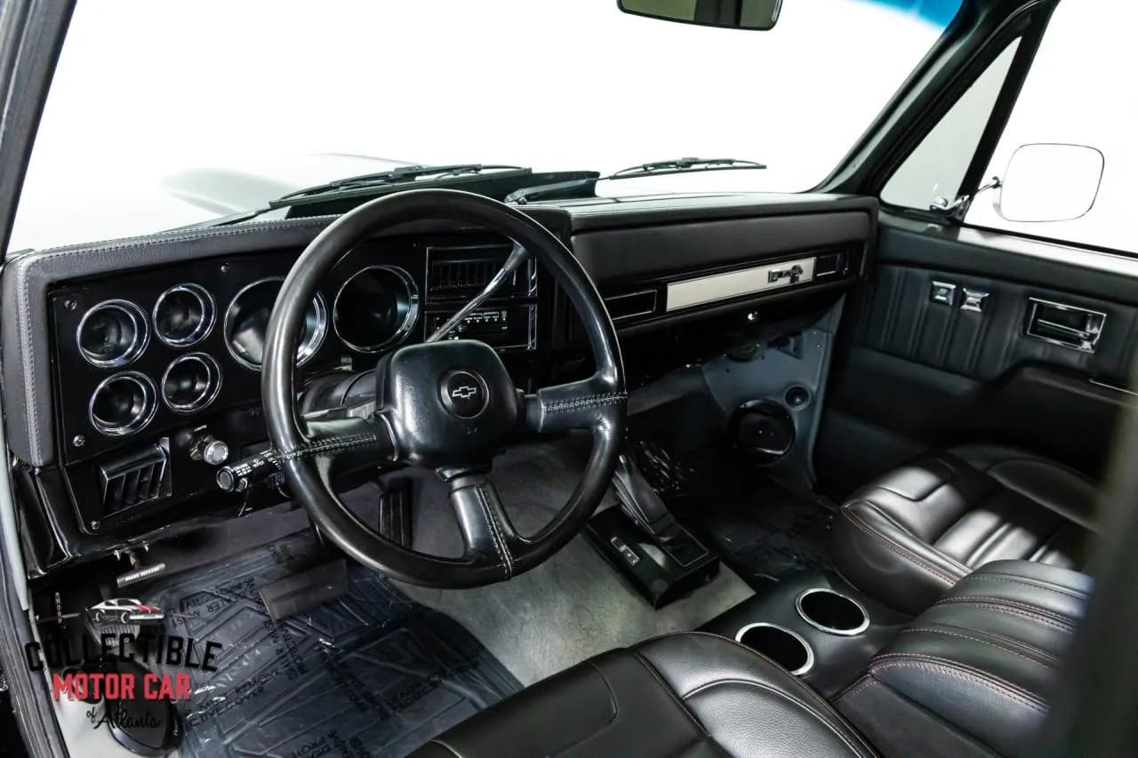 1987 Chevrolet Blazer K5 - Thumbnail 3