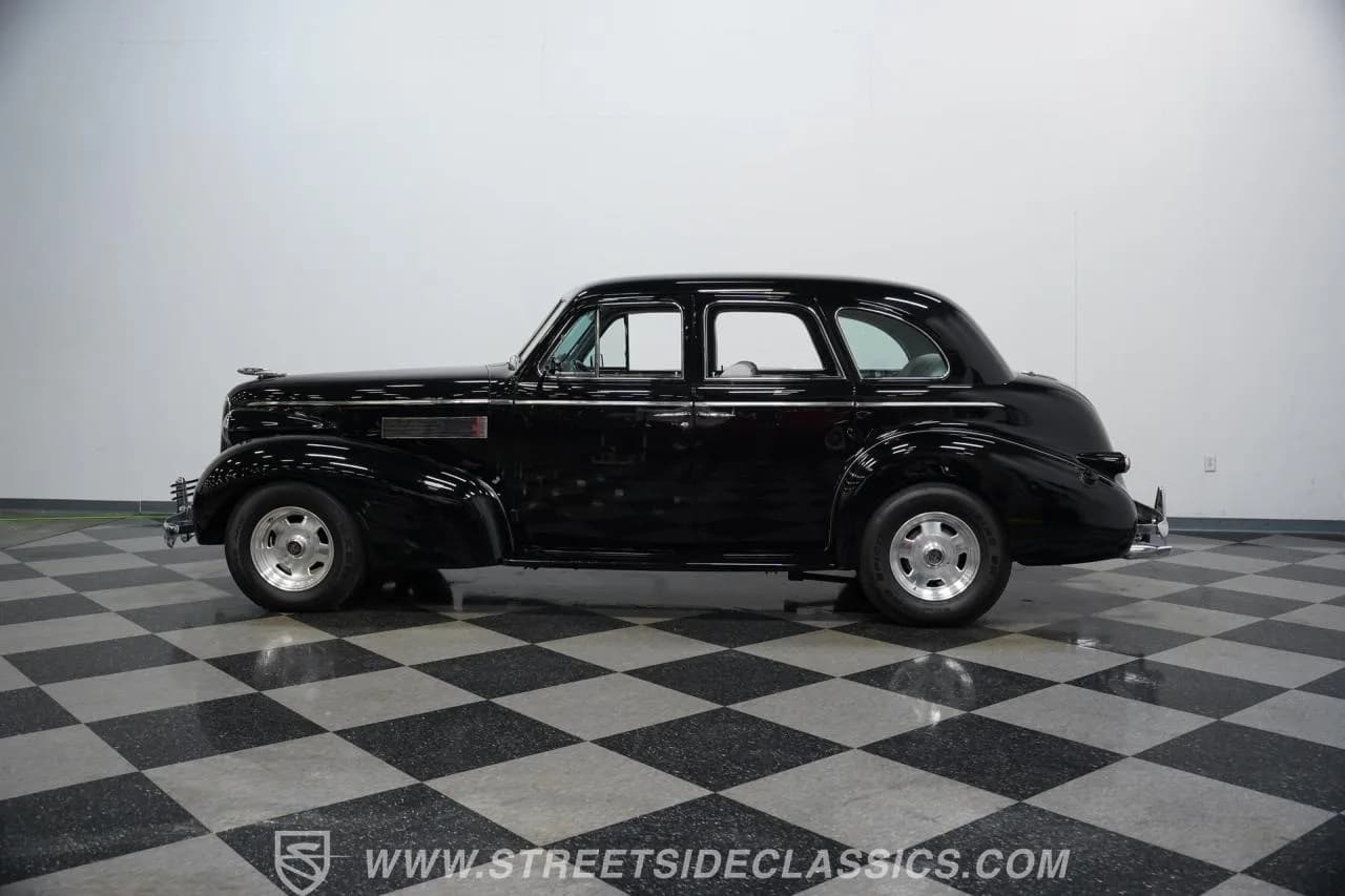 1939 Cadillac LaSalle - Thumbnail 8