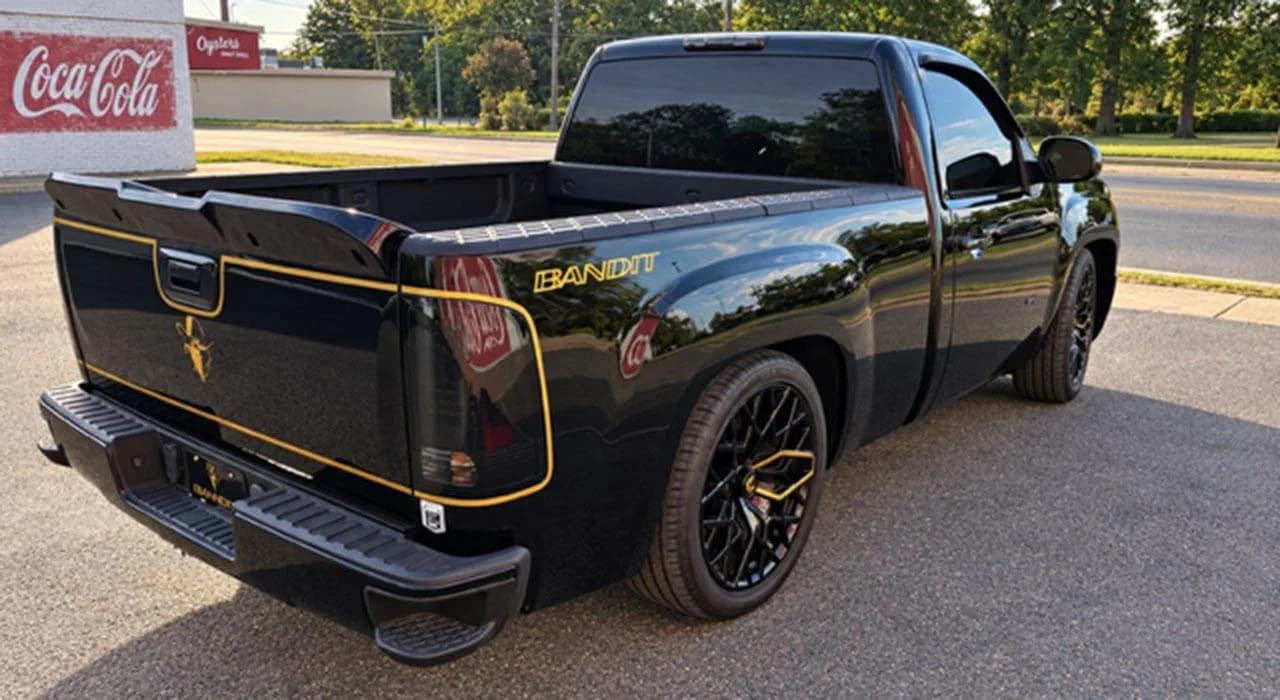 2010 GMC Sierra 1500 - Thumbnail 5