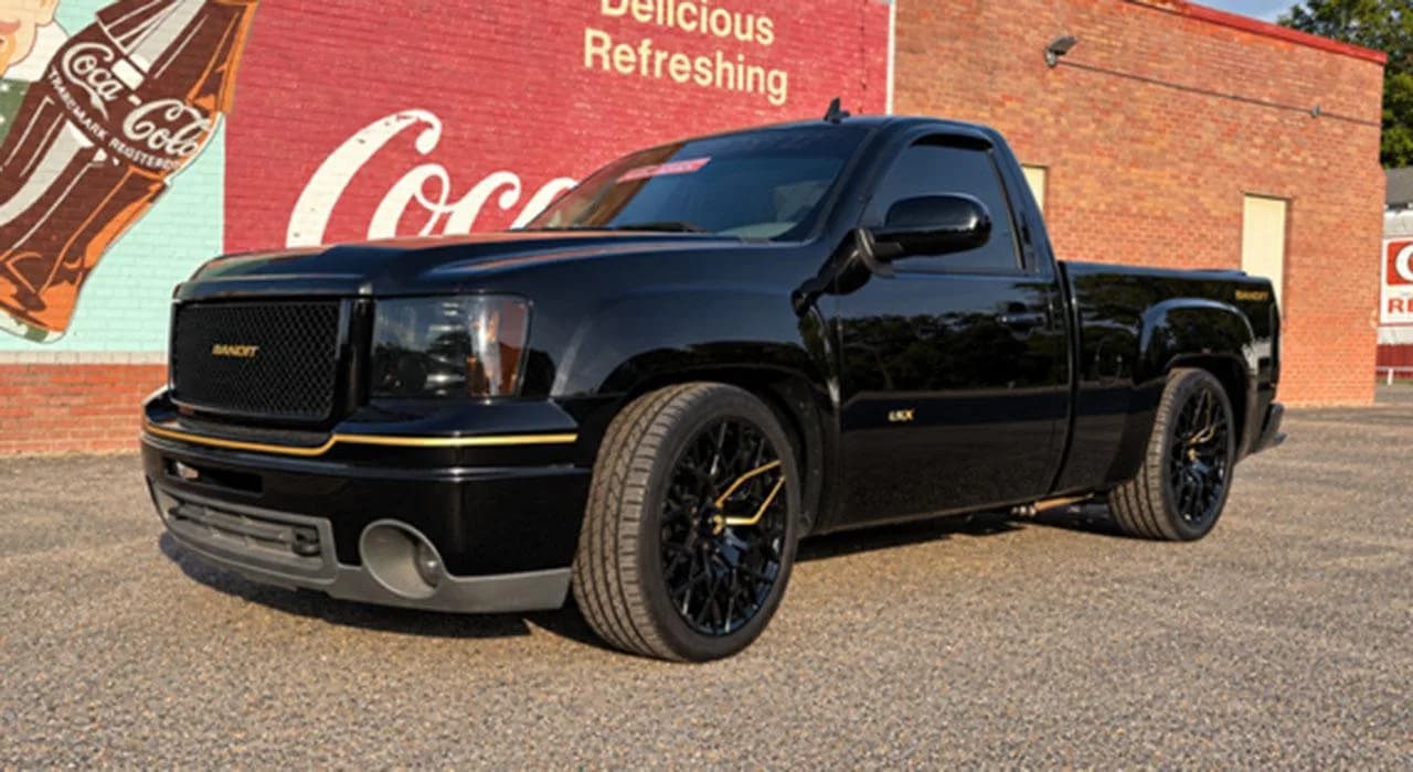 2010 GMC Sierra 1500 - Thumbnail 2