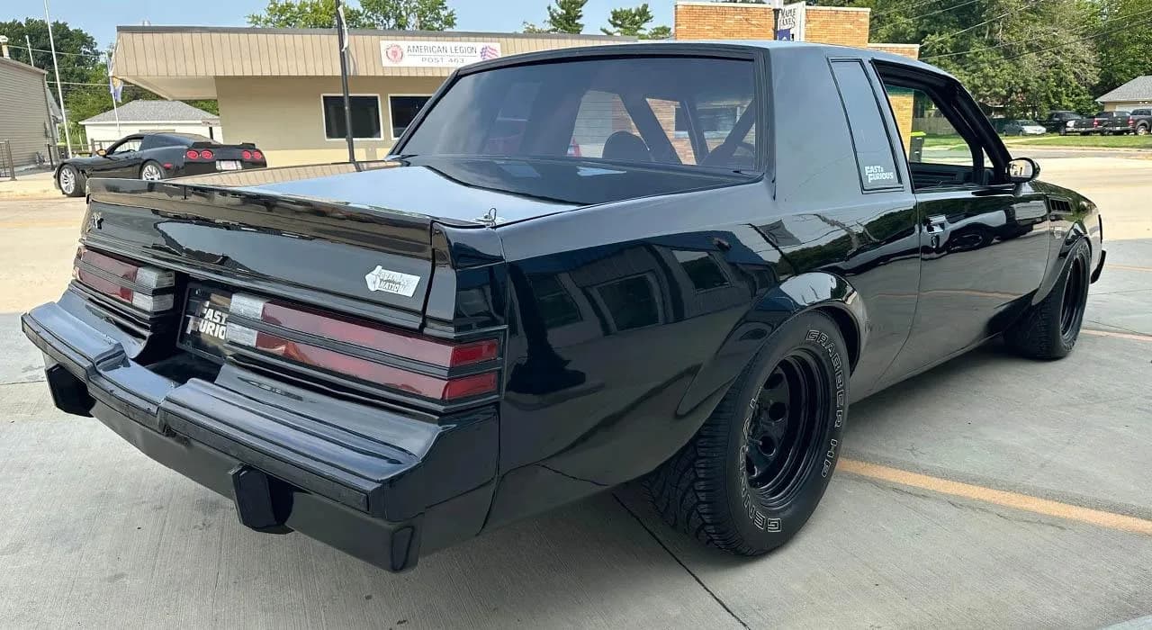 1986 Buick Grand National - Thumbnail 5