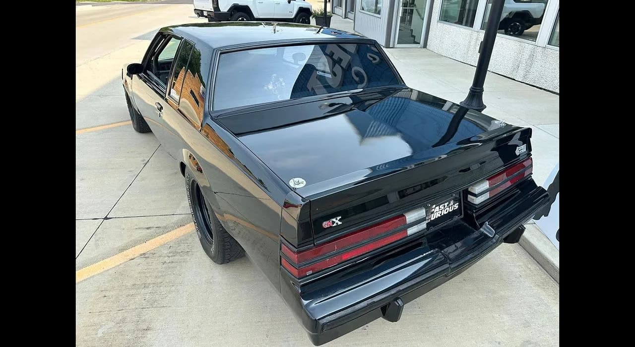 1986 Buick Grand National - Thumbnail 6